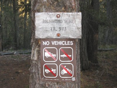 IMG_1611 Trail sign.jpg