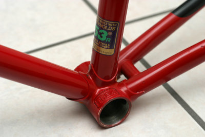 Bottom Bracket Shell - left