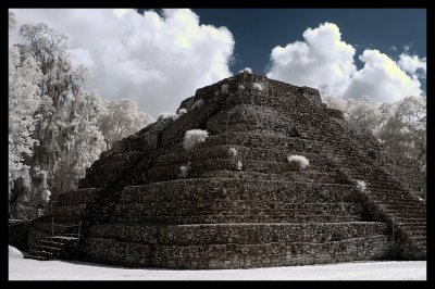 Mayan Ruin.IR