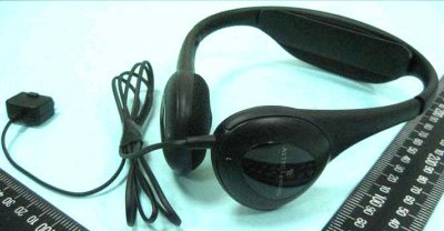 stiletto2_FCC_Headphones.jpg