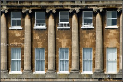 Pillars in the Crescent