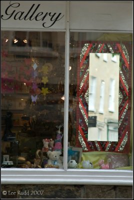 Here is a mirror!