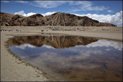 reflection of the praying flag hill [؍