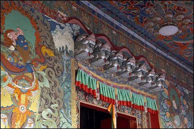 Zhashenlunbu Temple 㤰ۥx