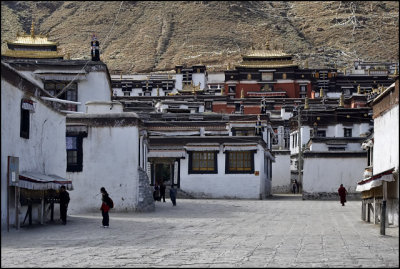 Zhashenlunbu Temple 㤰ۥx