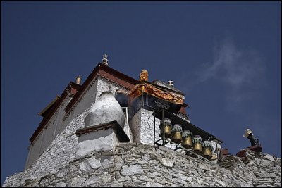 Yumbu Lakhang lԱd
