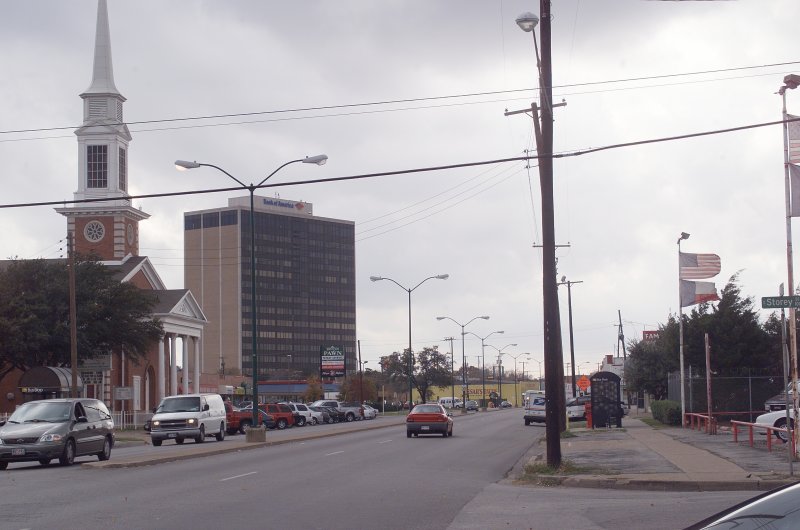 Along Jefferson heading towards the Theatre