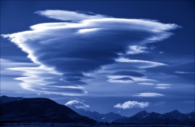 Altocumulus lenticularis over Mount Cook