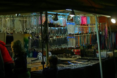 462  MIDWAY TRINKETS