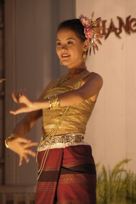 Thai dance in Chiang Rai II