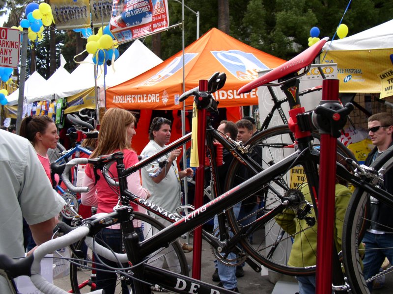Lots of Carbon Frames