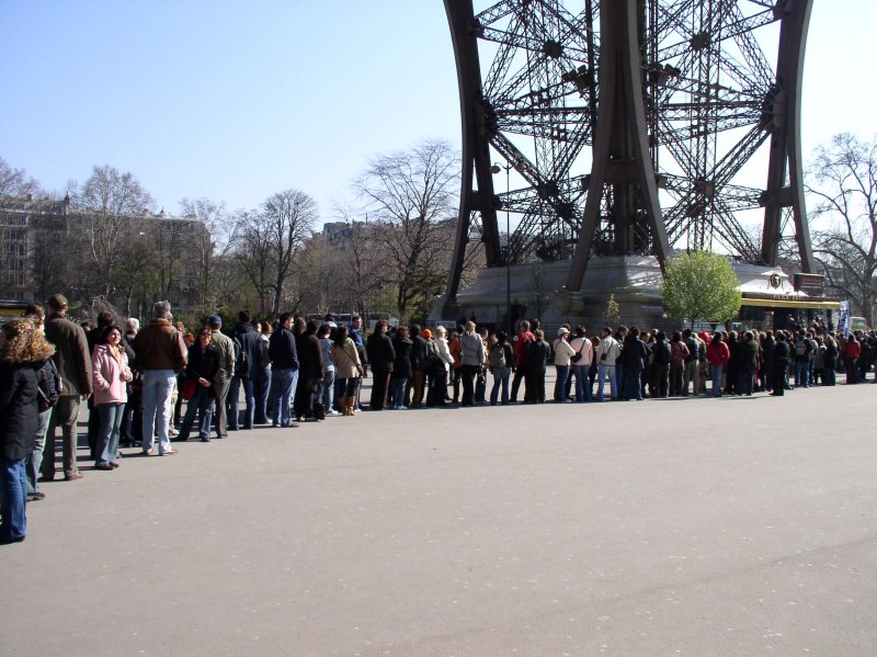 At least the line moved relatively quick, about an hour wait.