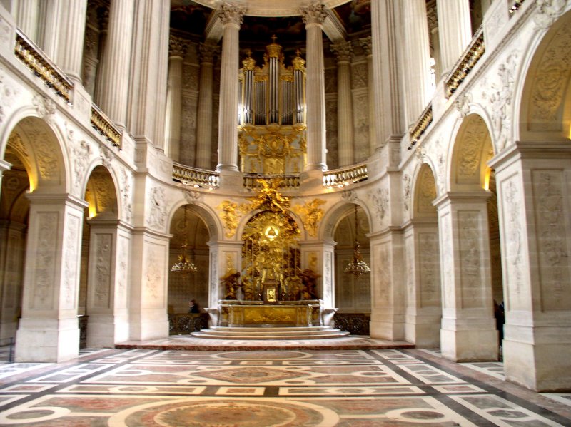 Chapel within Versailles.
