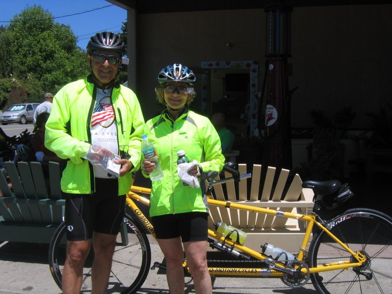 Jim & Joan invite us home. They met Geno in Anza Borrego last winter. Small world!