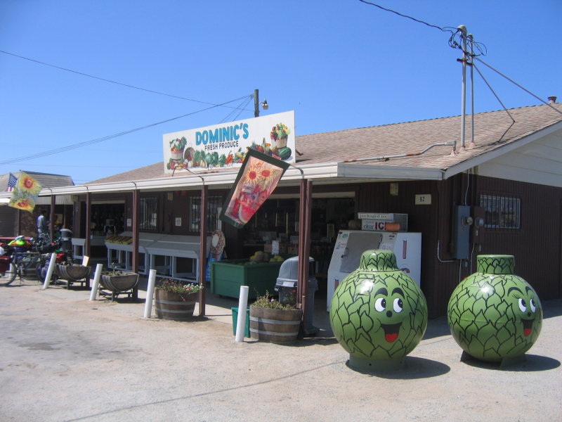 Fruit market.