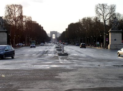 View of Arc de Triomphe from the Obelisque.