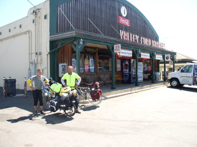 A quick stop at Valley Ford market.