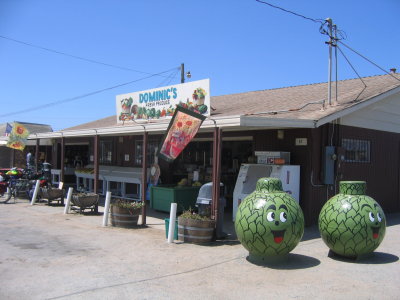 Fruit market.