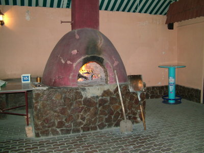 Pizza Kilm Tashket Uzbekistan.JPG