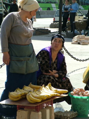 Street Vendor 2 Tashkent Uzbekistan.JPG