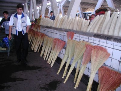 Open air market Uzbekistan.JPG