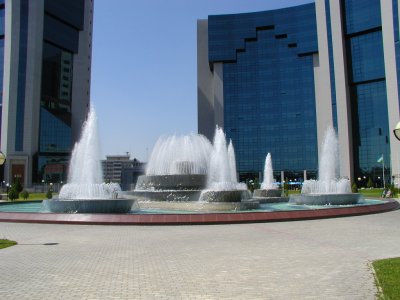 Fountain 2, Tashkent Uzbekistan.JPG