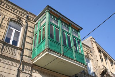 Muslim colors (green), Baku Azerbaijan.JPG