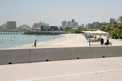 Beach by the Persian Gulf, Kuwait City.jpg