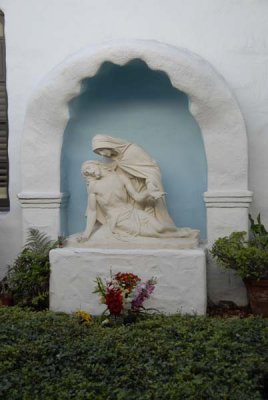 Statue .jpg