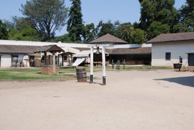 Sutters Fort 25.jpg