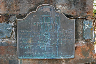 Dry Town 01.jpg