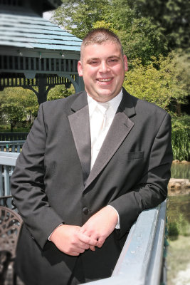 Groom.jpg