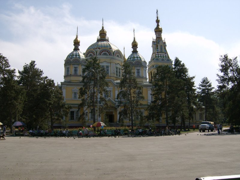 Zenkov Cathedral, Panfilov Park