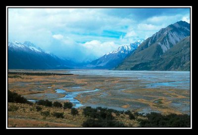 Valle glaciaire du Mont Cook