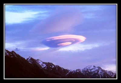 Nuage orographique sur le Mont Cook