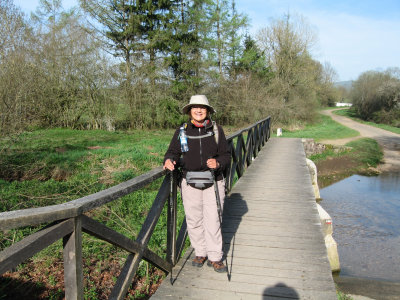 Wood bridge past Burguete