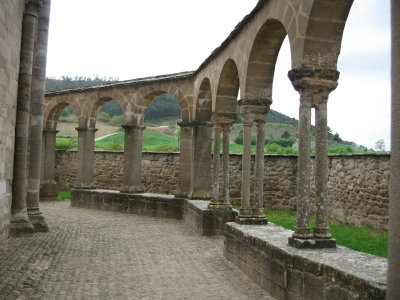 The octagonal archway surrounding the Ermita