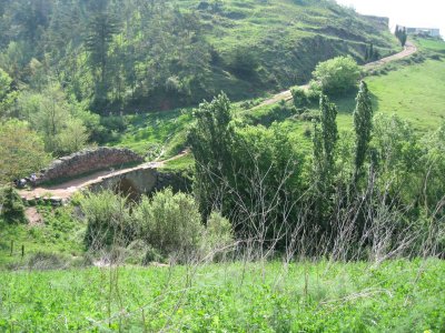 Panorama of the Roman bridge at Cirauqui