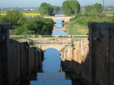 Crossing the Canal de Castilla near Fromista
