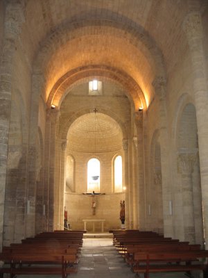 Main altar of Iglesia San Martin
