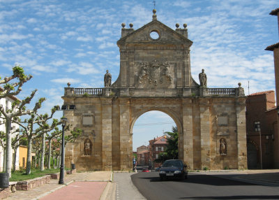 Arco de San Benito in Sahagun