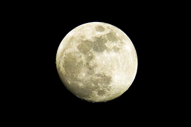 Moon  3/31/2007