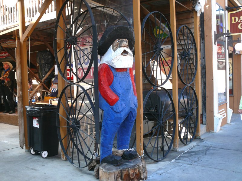 sights and sounds of deadwood