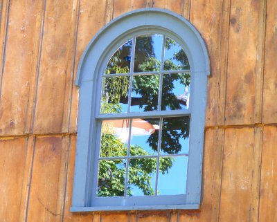 arched barn window