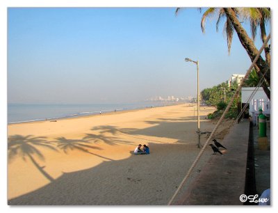 Juhu Beach Early Morning.jpg