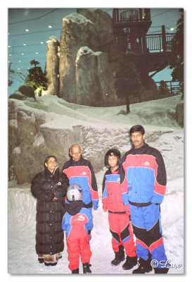 Snow park-with my parents1.jpg