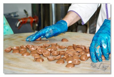 Hand Made Chocolate Demo (17).JPG