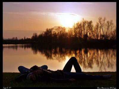 Una Domenica Al Lago