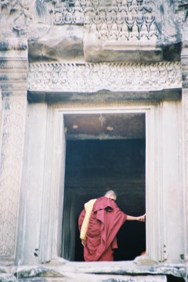 img036.jpg