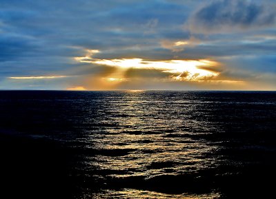 05 Midnight Sun on the Barents Sea 5.jpg